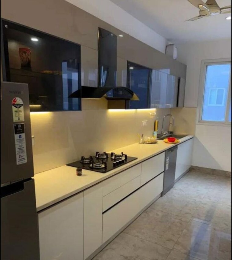 Kitchen, sunshine-enclave 3 Bedroom 1500 Sq.Ft. Apartment In Vip Road Zirakpur 10506597