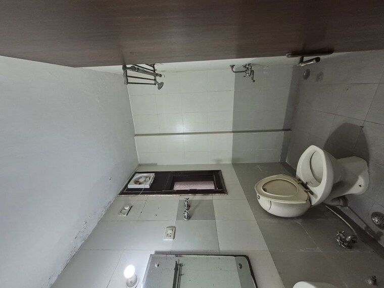Team Area, tarun-cghs 3.5 Bedroom 2300 Sq.Ft. Builder Floor In Sector 47 Gurgaon 10506551