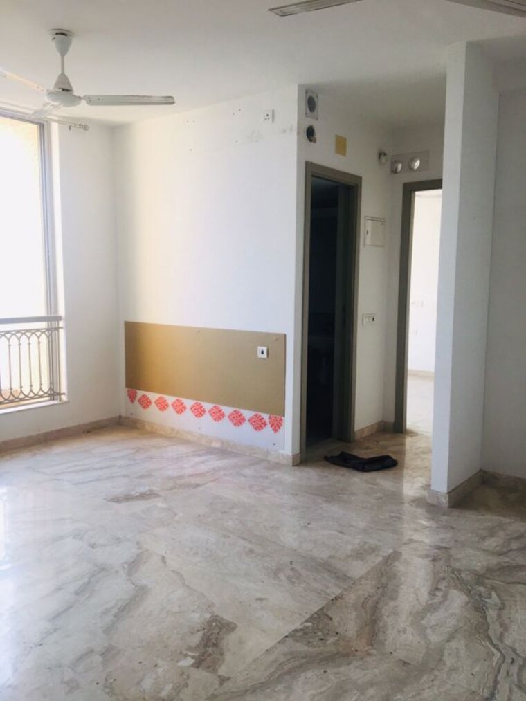 Room, hiranandani-lavinia 1 Bedroom 650 Sq.Ft. Apartment In Ghodbunder Road Thane 10506610