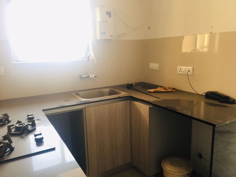 Kitchen, hiranandani-lavinia 1 Bedroom 650 Sq.Ft. Apartment In Ghodbunder Road Thane 10506610