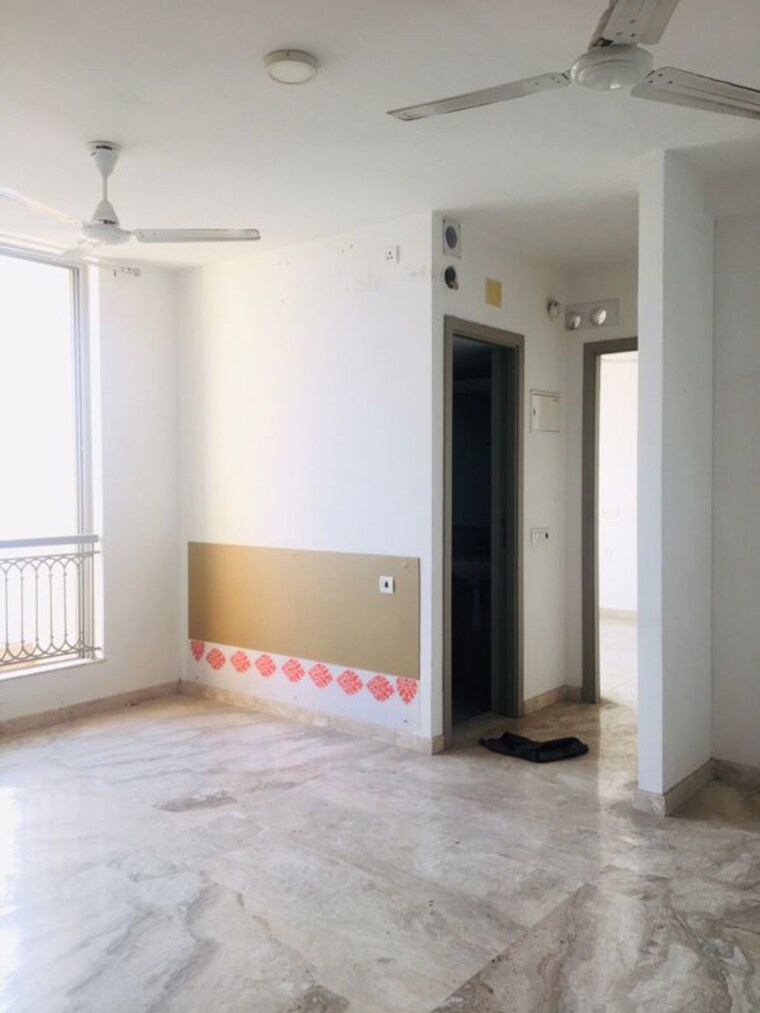 Room, hiranandani-lavinia 1 Bedroom 650 Sq.Ft. Apartment In Ghodbunder Road Thane 10506610