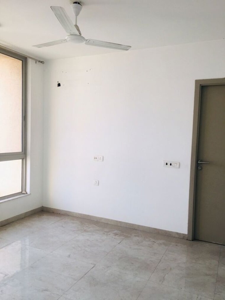 Room, hiranandani-lavinia 1 Bedroom 650 Sq.Ft. Apartment In Ghodbunder Road Thane 10506610