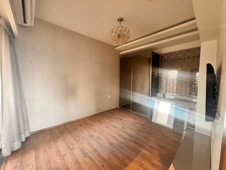 Bedroom, tulip-yellow 3 Bedroom 1650 Sq.Ft. Apartment In Sector 69 Gurgaon 10506616