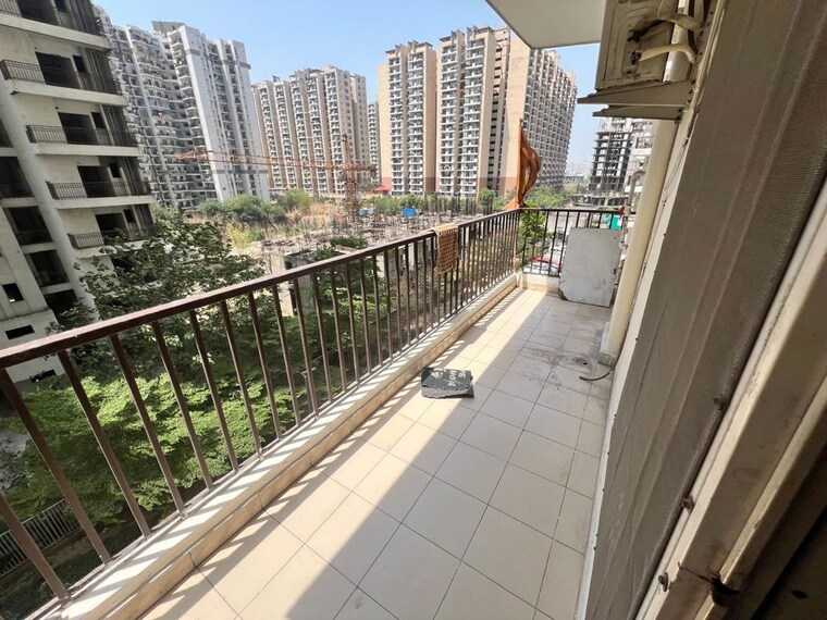 Balcony, panchsheel-greens-ii 2.5 Bedroom 1350 Sq.Ft. Apartment In Sector 16 Greater Noida Greater Noida 10506619