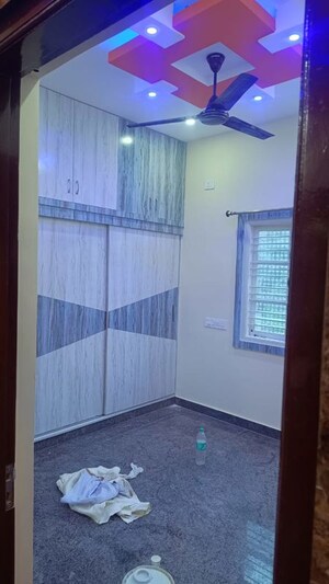 Room in 2 BHK Builder Floor at Margondanahalli – for Rent