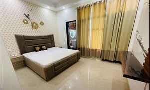 Bedroom in 4 BHK Apartment at Patiala Road – for Rent