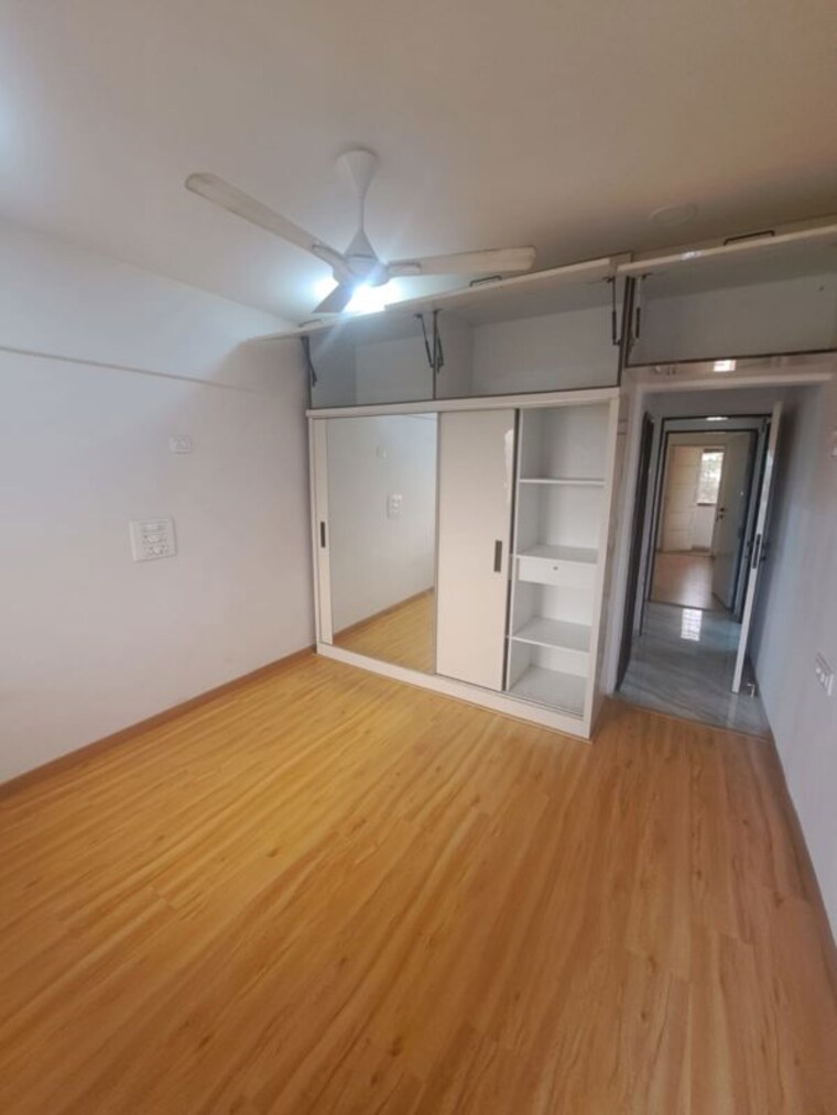 Room, rustomjee-aden 3 Bedroom 1100 Sq.Ft. Apartment In Bandra East Mumbai 10506639