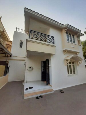 Team Area in 3 BHK Villa at Shilaj – for Sale
