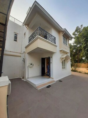 3 BHK Villa For Sale in Shilaj