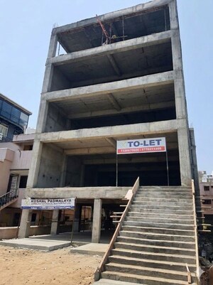  Showroom For Rent in Burla