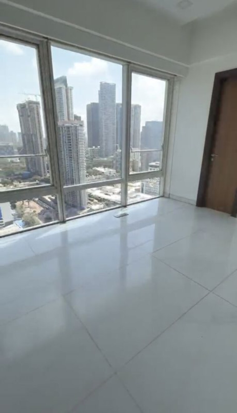 Balcony, indiabulls-blu 3 Bedroom 1200 Sq.Ft. Apartment In Worli Mumbai 10506704