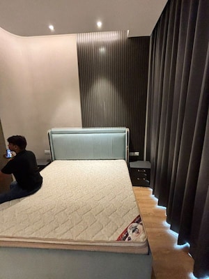 Bedroom in Studio Apartment at M3M My Den, Sector 67 – for Rent