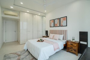 Bedroom in 3 BHK Apartment at Oberoi Exquisite Goregaon, Goregaon East – for Sale