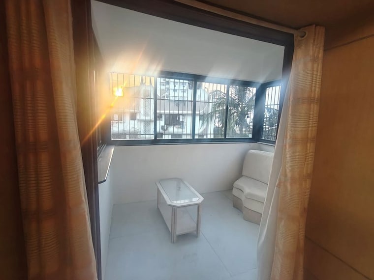 Living Room, bandra west 3 Bedroom 1100 Sq.Ft. Apartment In Bandra West Mumbai 10506752