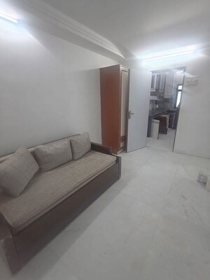 Hall in 3 BHK Apartment at Bandra West – for Rent