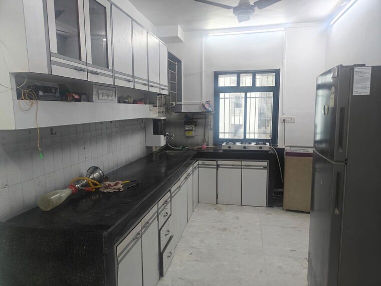 Kitchen, bandra west 3 Bedroom 1100 Sq.Ft. Apartment In Bandra West Mumbai 10506752