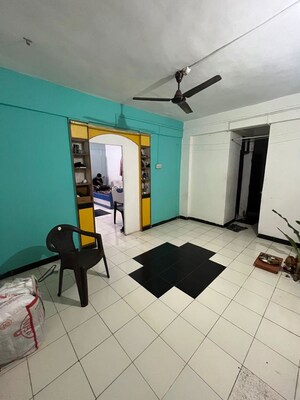 Living Room in 3 BHK Apartment at Gokhalenagar – for Rent