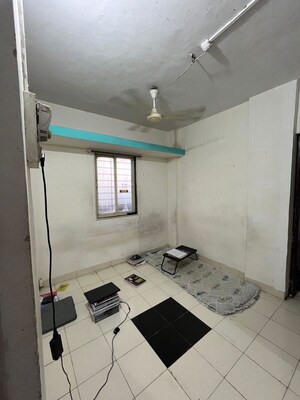 Room in 3 BHK Apartment at Gokhalenagar – for Rent