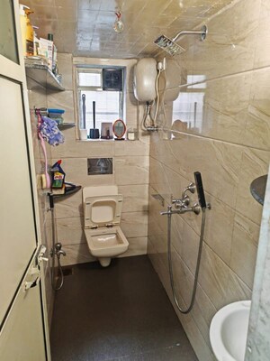 Washroom in 1 BHK Apartment at Khar West – for Rent