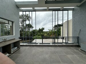 Balcony in 3.5 BHK Villa at Nandi Hills – for Rent