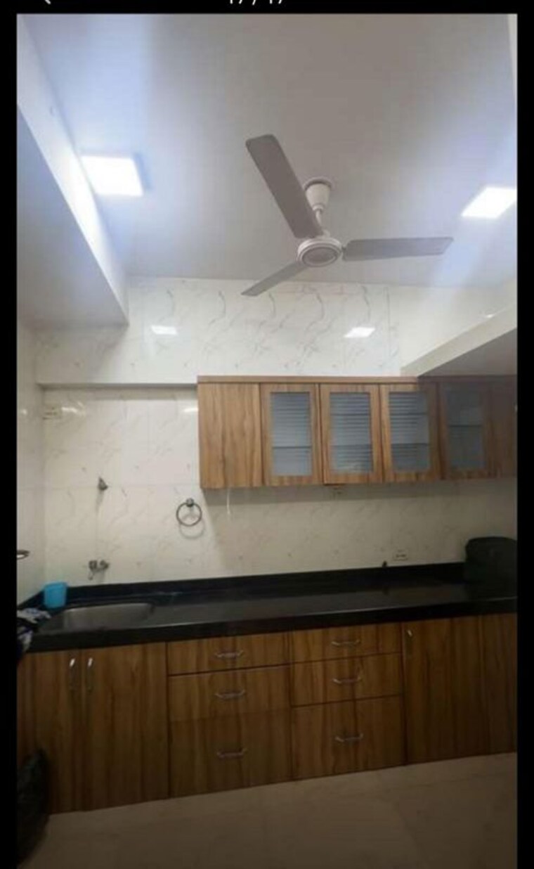 Kitchen, bandra west 3 Bedroom 1100 Sq.Ft. Apartment In Bandra West Mumbai 10506781