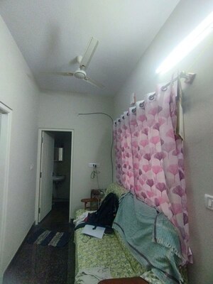 1 BHK Independent House For Rent in Vasanth Nagar