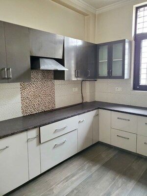 Kitchen in 3 BHK Independent House at Sector 46 – for Rent