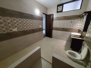 Team Area in 3 BHK Independent House at Sector 46 – for Rent