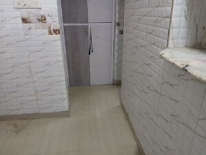 Room in 1 BHK Villa at Jivraj Park – for Rent
