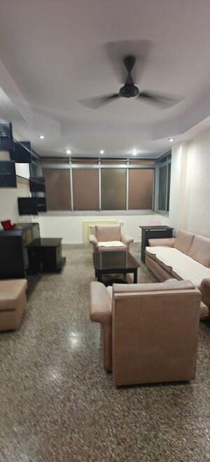 Living Room in 1.5 BHK Apartment at Bandra West – for Rent