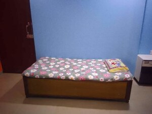 1 BHK Apartment For Sale in Goregaon West