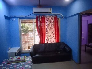 Hall in 1 BHK Apartment at Goregaon West – for Sale