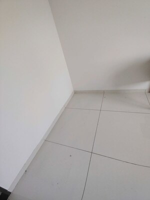 Furnished Amenities in 2.5 BHK Apartment at Yashwin Orizzonte, Kharadi – for Rent
