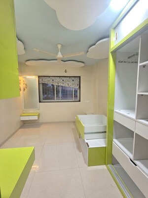 Team Area in 2 BHK Apartment at Mahadkar Residency, Paud Road – for Rent