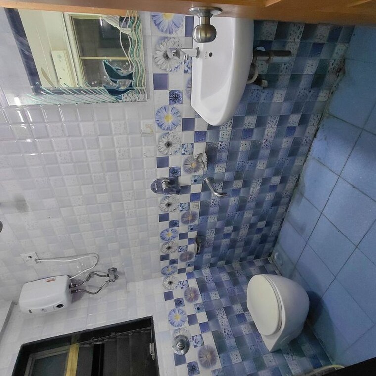Attached Bathroom, sadguru-complex-ii 2 Bedroom 670 Sq.Ft. Apartment In Goregaon West Mumbai 10506904
