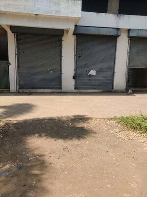  Shop For Sale in Shahupuri