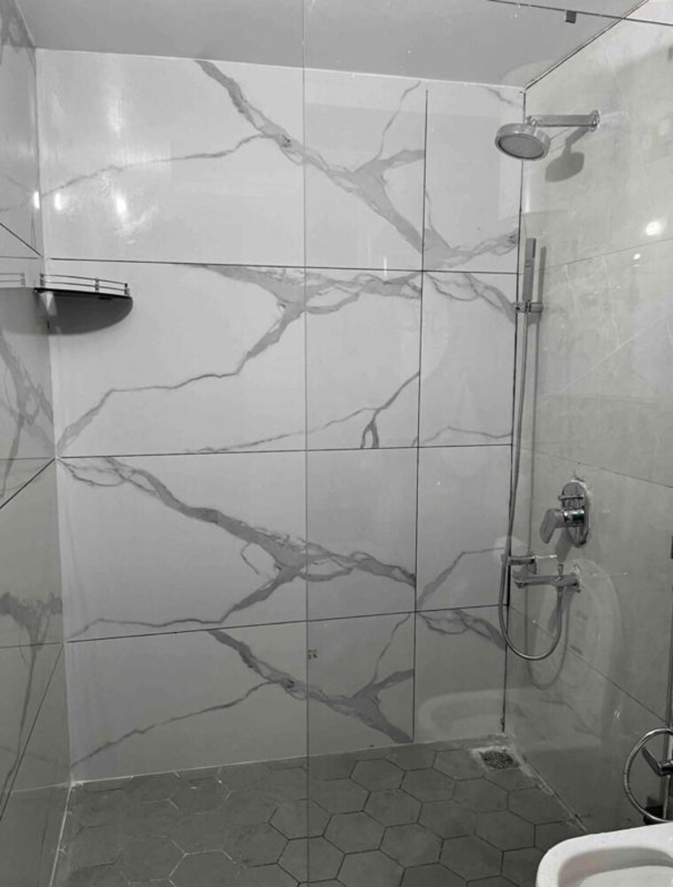 Bathroom, bhagirathi puram 4 Bedroom 2900 Sq.Ft. Builder Floor In Bhagirathi Puram Dehradun 10506937
