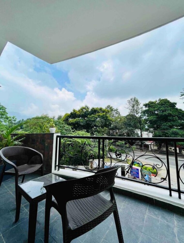 Balcony, bhagirathi puram 4 Bedroom 2900 Sq.Ft. Builder Floor In Bhagirathi Puram Dehradun 10506937