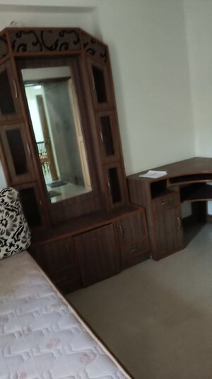 Master Bedroom in 1 BHK Apartment at K Raheja Heights, Malad East – for Rent