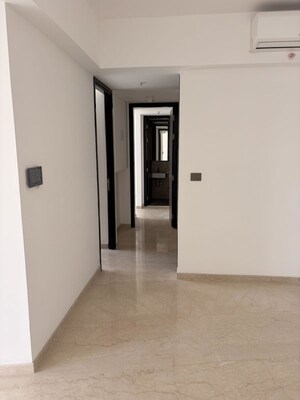 Room in 2 BHK Apartment at Lodha The Park, Worli – for Rent