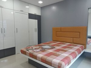 Bedroom in 3 BHK Apartment at Sindhi Society, Chembur – for Rent