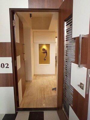 Building Lobby in 3 BHK Apartment at Sindhi Society, Chembur – for Rent