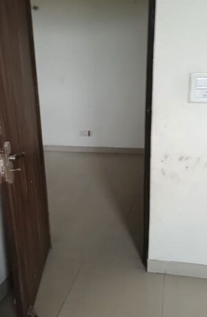 Room in 3.5 BHK Apartment at Sanchar Residency, Raj Nagar Extension – for Sale