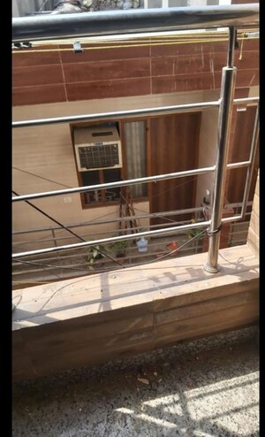 Balcony in 1 BHK Builder Floor at Shashi Garden – for Rent
