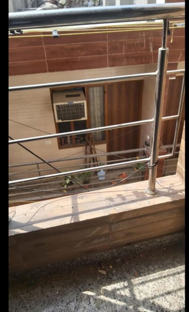 Balcony, shashi garden 1 Bedroom 350 Sq.Ft. Builder Floor In Shashi Garden Delhi 10507064