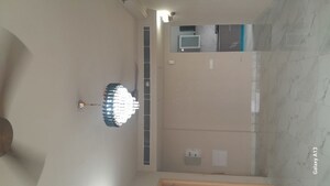 Furnished Amenities in 3 BHK Apartment at M3M Heights, Sector 65 – for Rent