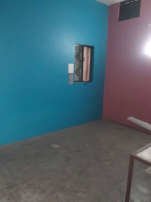 Room in 3 BHK Independent House at Vikalp Khand – for Rent