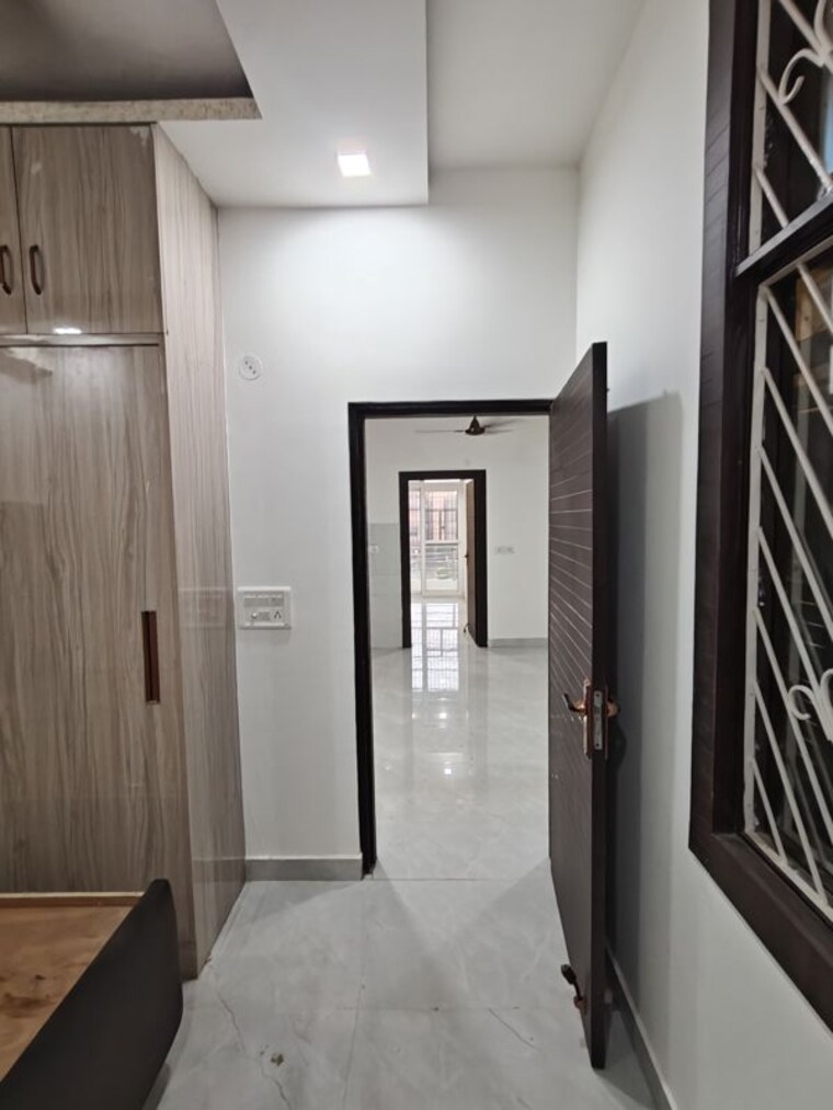 undefined, vaishali sector 9 5 Bedroom 3700 Sq.Ft. Builder Floor In Vaishali Sector 9 Ghaziabad 10507078
