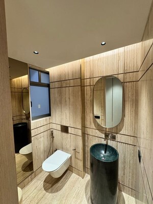 Bathroom in 3 BHK Apartment at Kalpataru Parkcity Estella, Kolshet Road – for Sale