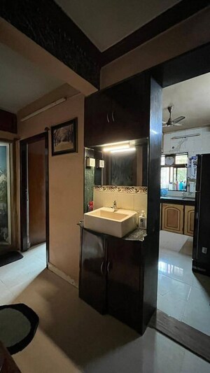 Team Area in 2 BHK Apartment at Pearl CHS, Dadar East – for Rent